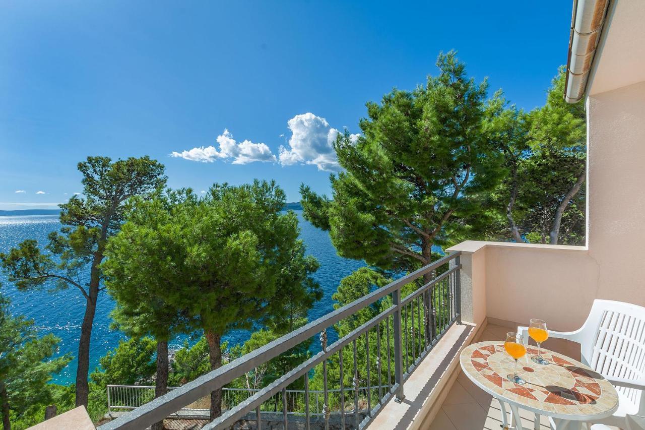 Apartments Ilijanka Брела Екстериор снимка
