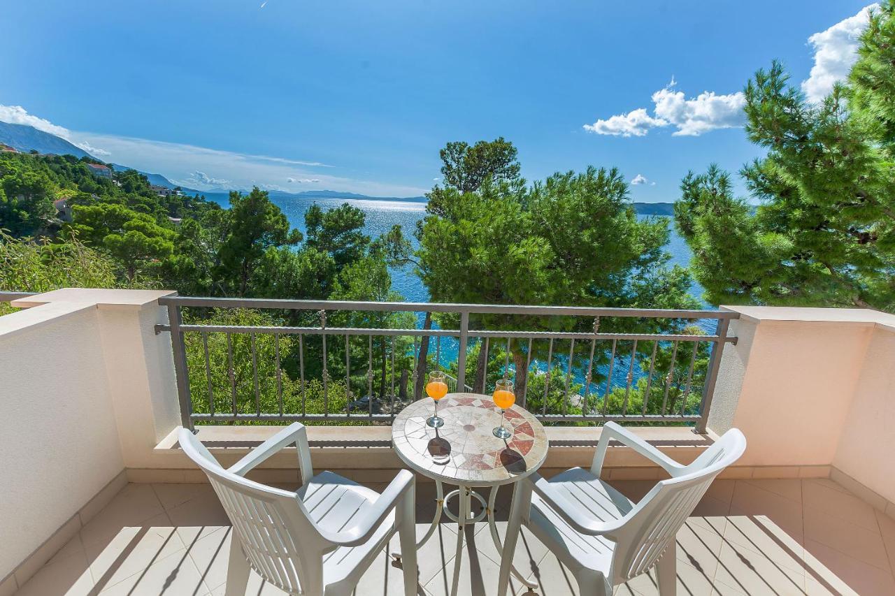 Apartments Ilijanka Брела Екстериор снимка