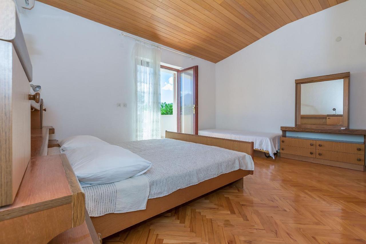 Apartments Ilijanka Брела Екстериор снимка