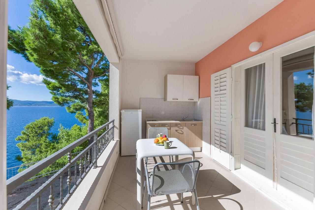Apartments Ilijanka Брела Екстериор снимка