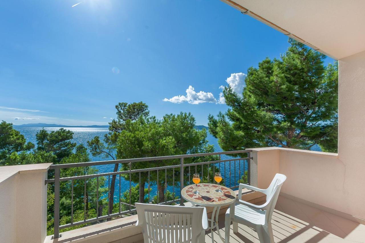 Apartments Ilijanka Брела Екстериор снимка