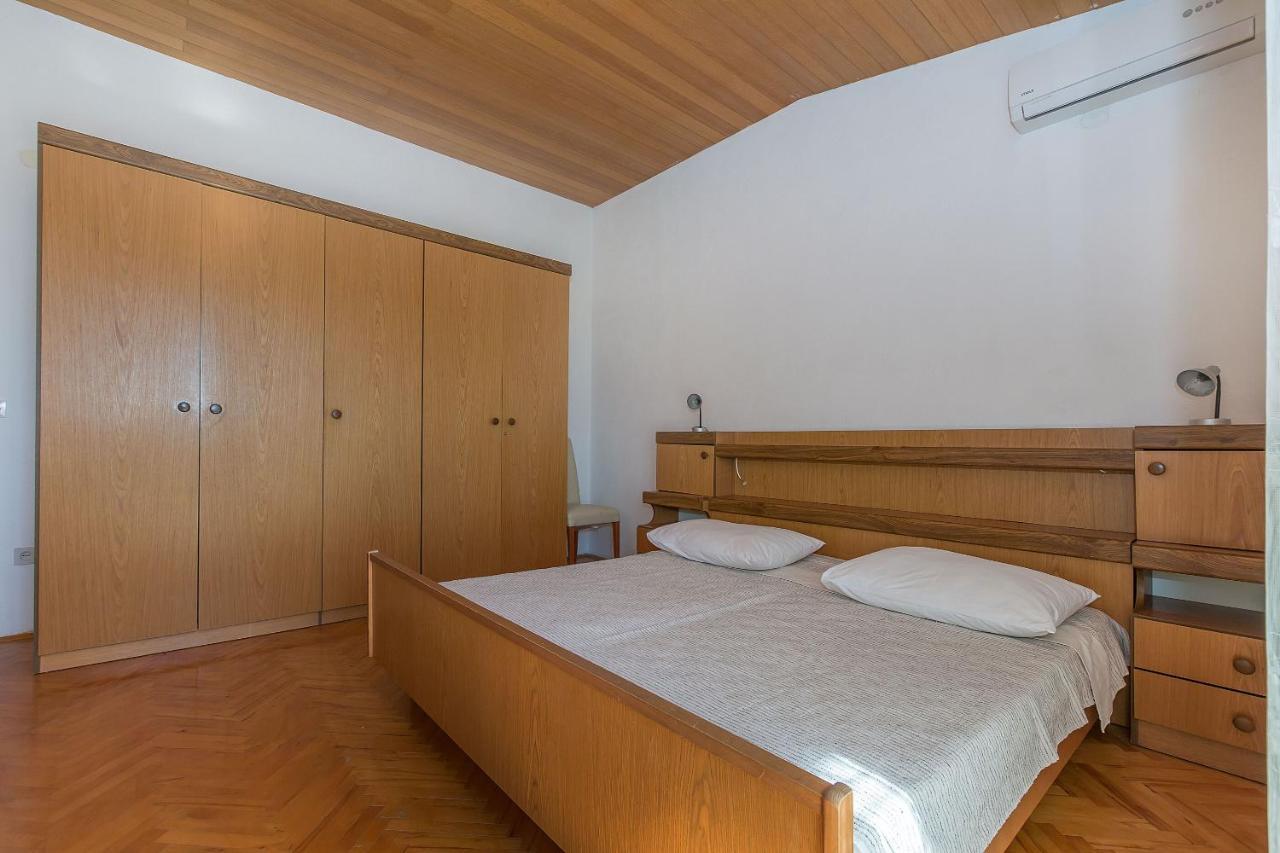 Apartments Ilijanka Брела Екстериор снимка